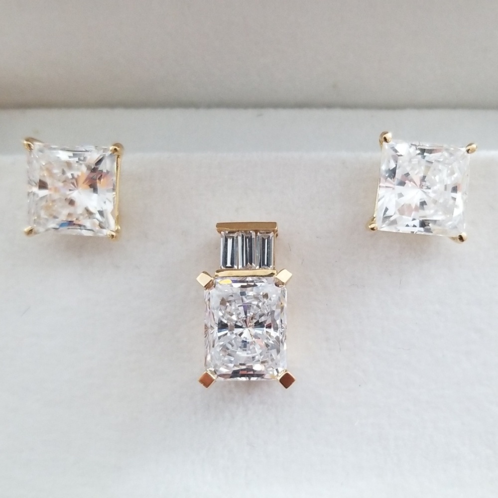 14kt gold Earring and Pendant set - CZ